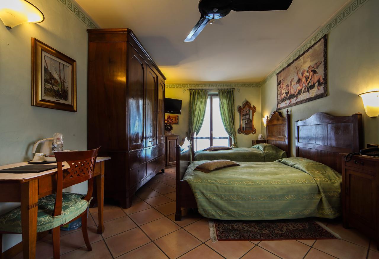 Albergo Ristorante Conca Azzurra Colico Exterior foto